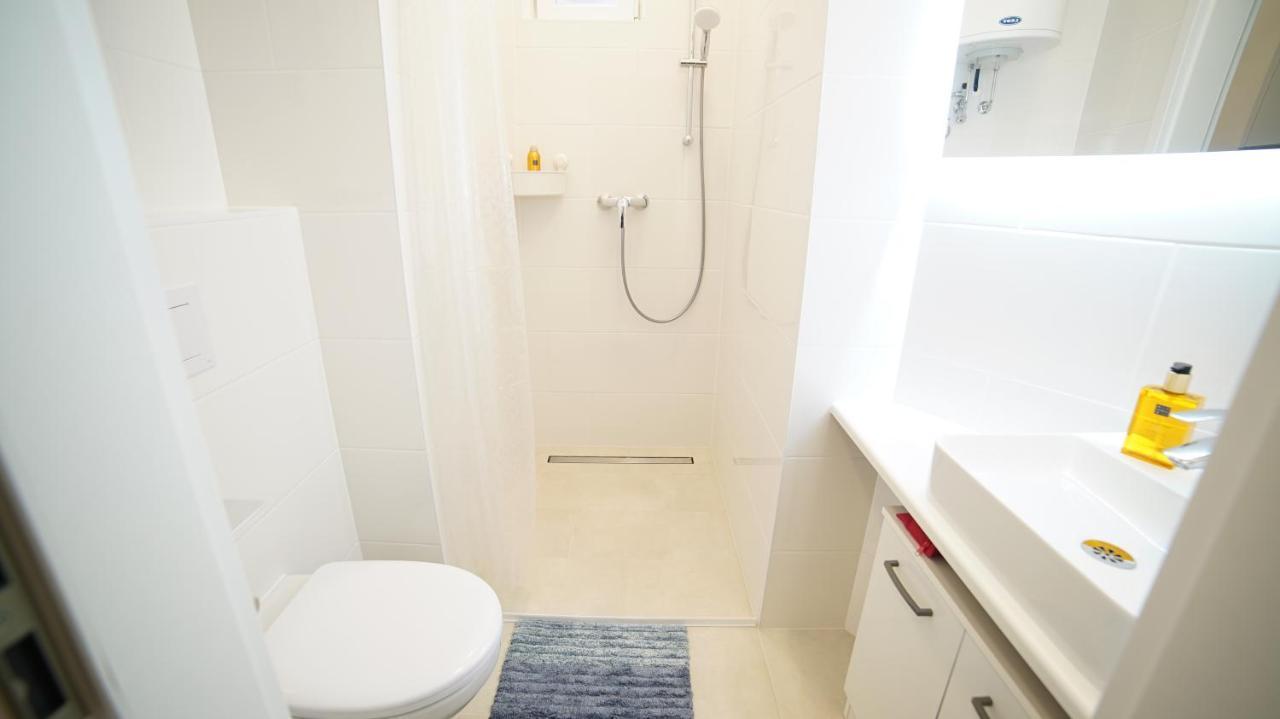 Malixa - Apartment In The Heart Of Vienna Next To Metro Exterior foto